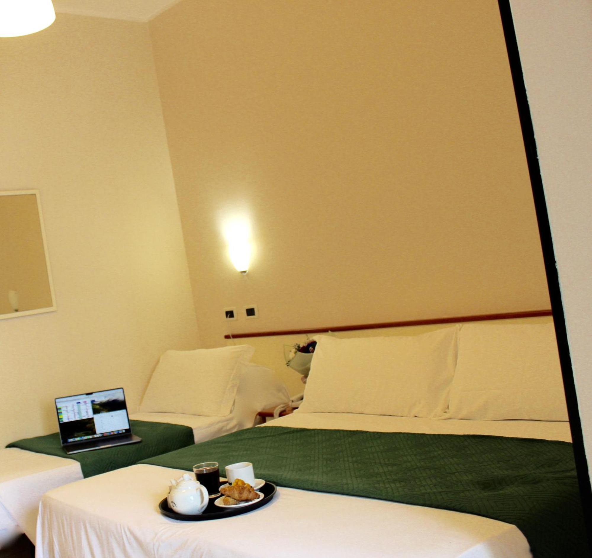 Blue Loft Hotel تْشيزيناتيكو المظهر الخارجي الصورة